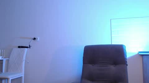 Snapshot of evahailey_ chatting on November 17, 3:34 am Eva online show from November 17, 3:34 am