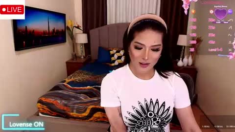Snapshot of evahir chatting on July 17, 4:01 pm evahir online show from July 17, 4:01 pm
