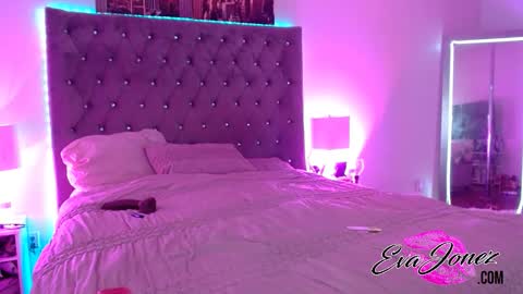 Eva online show from October 21, 7:42 am