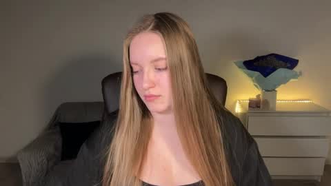 Eva online show from April 26, 7:33 pm