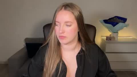 Eva online show from June 11, 8:07 pm
