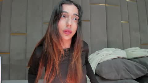 EVA online show from December 22, 3:42 pm