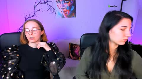 evalora online show from October 17, 12:30 pm