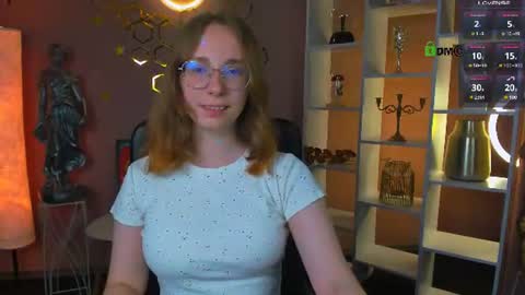 evalora online show from June 12, 6:01 am
