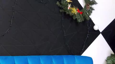 Snapshot of evaloviaa255 chatting on December 17, 4:07 am evaloviaa255 online show from December 17, 4:07 am