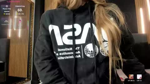 Eva online show from February 11, 1:27 pm