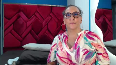 Snapshot of evamills1 chatting on February 20, 7:52 pm Eva Mills online show from February 20, 7:52 pm