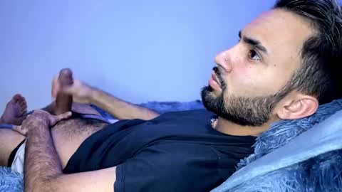 Snapshot of evan57036 chatting on December 12, 5:10 am evan57036 online show from December 12, 5:10 am