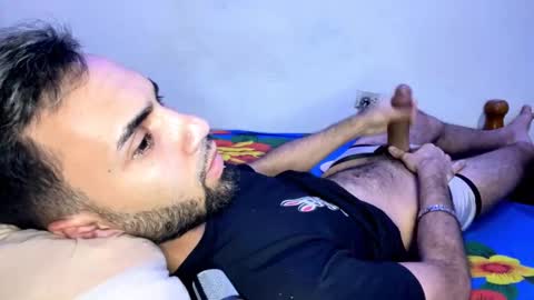 Snapshot of evan57036 chatting on January 4, 5:16 am evan57036 online show from January 4, 5:16 am