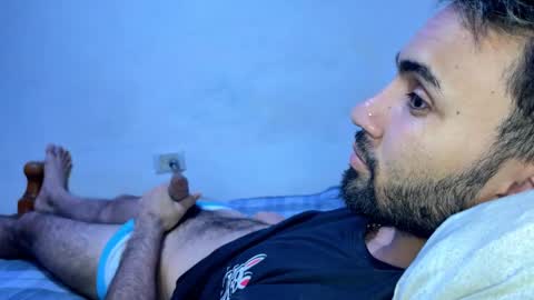 Snapshot of evan57036 chatting on January 18, 5:20 am evan57036 online show from January 18, 5:20 am