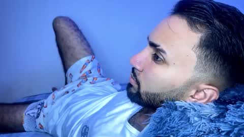 Snapshot of evan57036 chatting on February 15, 5:51 am evan57036 online show from February 15, 5:51 am