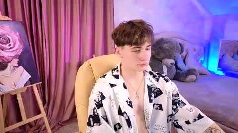 Evan online show from February 7, 10:46 pm