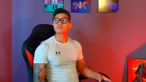 EVAN GREY online show from March 6, 6:04 pm