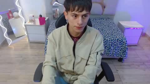 evan_tay online show from February 23, 3:15 am