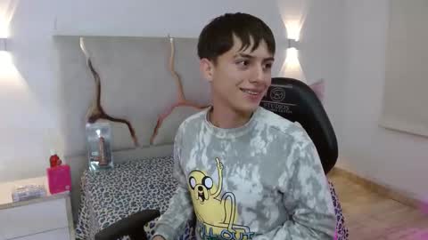 evan_tay online show from February 28, 3:18 am