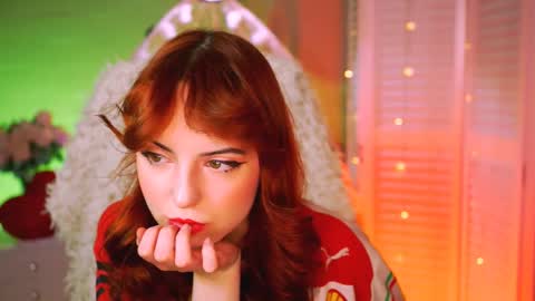 Eva  online show from February 16, 7:16 pm