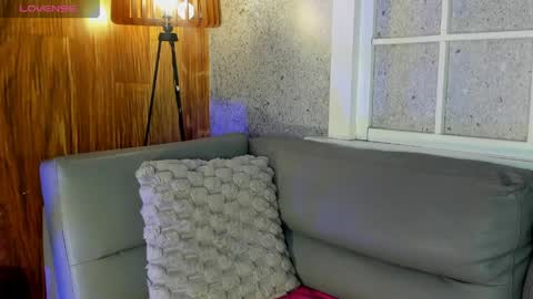 EVA online show from May 10, 6:57 pm