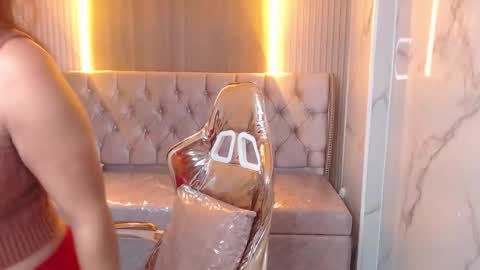 Evamgeline online show from December 4, 12:58 pm