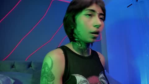 Snapshot of evangeline_bell chatting on December 2, 3:14 pm Eva online show from December 2, 3:14 pm