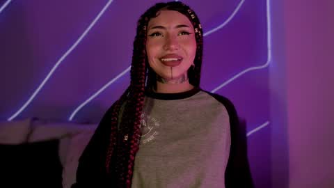 Snapshot of evangeline_bell chatting on January 7, 2:51 pm Eva online show from January 7, 2:51 pm