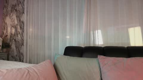 Eva online show from December 3, 7:56 pm