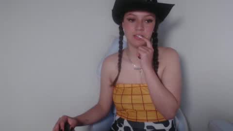 eva  online show from October 10, 2:54 am