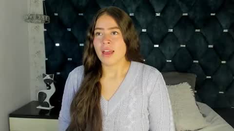 evangely_fox online show from December 1, 4:39 am