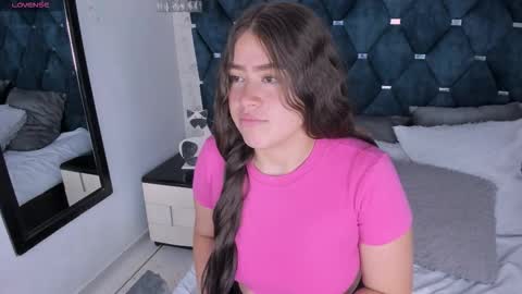 evangely_fox online show from December 3, 3:14 am