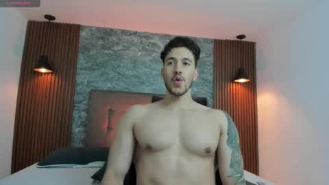 E V A N S online show from October 9, 8:29 pm