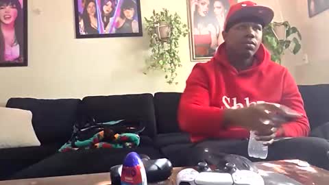 Snapshot of evanschris2048 chatting on October 23, 6:39 pm evanschris2048 online show from October 23, 6:39 pm