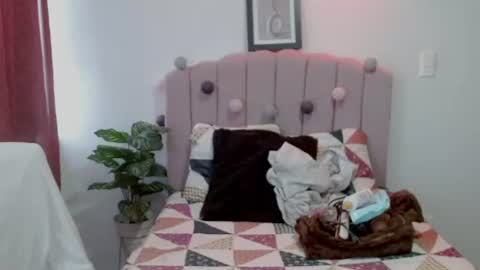 Snapshot of evanss_lx chatting on July 11, 7:27 pm Evanssa lx online show from July 11, 7:27 pm