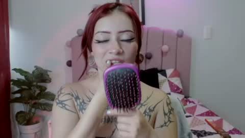 Snapshot of evanss_lx chatting on July 16, 8:37 pm Evanssa lx online show from July 16, 8:37 pm
