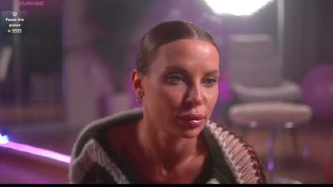 Snapshot of evaorion_ chatting on January 19, 9:34 pm evaorion_ online show from January 19, 9:34 pm