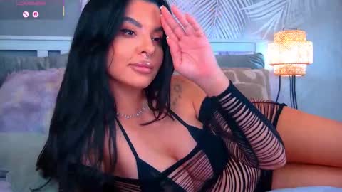 evareyss online show from October 8, 12:47 pm