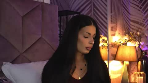 EvaRhea online show from March 3, 3:56 am