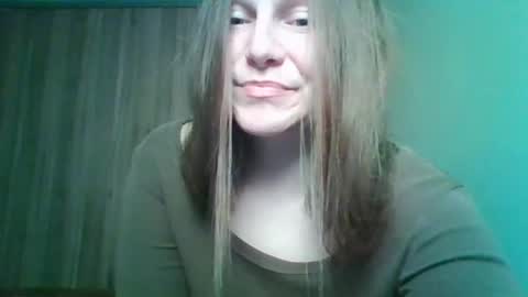 Snapshot of evasapples2026 chatting on May 12, 7:22 pm evasapples2026 online show from May 12, 7:22 pm