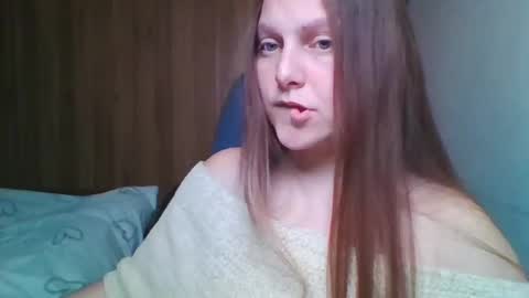 Snapshot of evasapples2026 chatting on May 15, 7:32 pm evasapples2026 online show from May 15, 7:32 pm
