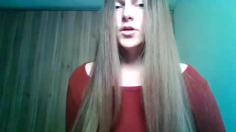 Snapshot of evasapples2026 chatting on June 5, 7:41 pm evasapples2026 online show from June 5, 7:41 pm