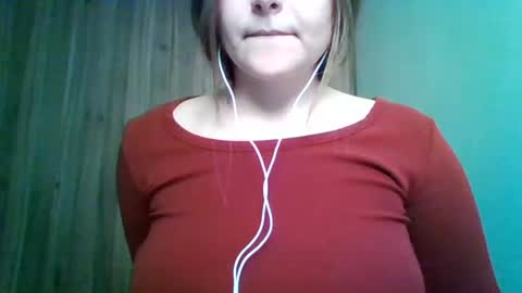 Snapshot of evasapples2026 chatting on June 20, 9:06 pm evasapples2026 online show from June 20, 9:06 pm