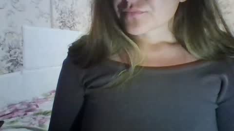 Snapshot of evasapples2026 chatting on July 5, 7:10 pm evasapples2026 online show from July 5, 7:10 pm