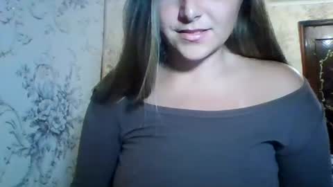 Snapshot of evasapples2026 chatting on July 10, 7:27 pm evasapples2026 online show from July 10, 7:27 pm