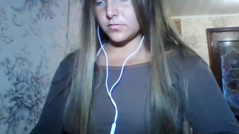 Snapshot of evasapples2026 chatting on July 19, 3:49 pm evasapples2026 online show from July 19, 3:49 pm
