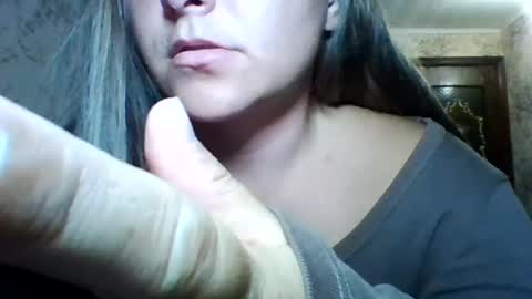 Snapshot of evasapples2026 chatting on July 20, 8:11 pm evasapples2026 online show from July 20, 8:11 pm