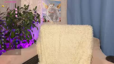 Snapshot of evashiny_ chatting on October 15, 2:11 am Eve online show from October 15, 2:11 am