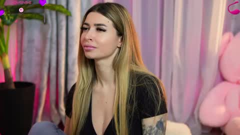 Eva online show from May 20, 10:49 pm