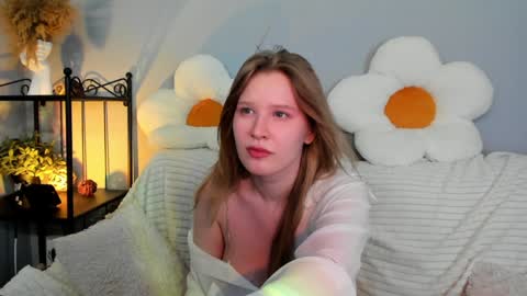 Snapshot of evastevs chatting on February 1, 1:44 am Eva online show from February 1, 1:44 am