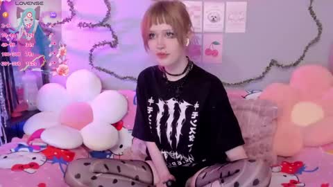 Eva online show from April 29, 9:54 pm