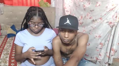 Snapshot of evaxemma chatting on June 5, 2:23 pm Eva And Emmanuel online show from June 5, 2:23 pm