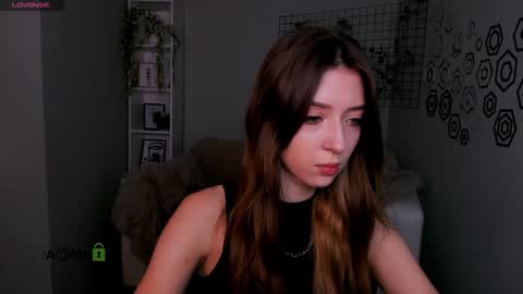 eve rose  online show from October 8, 12:47 pm