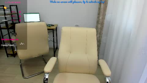 eveeevian online show from July 20, 10:39 am
